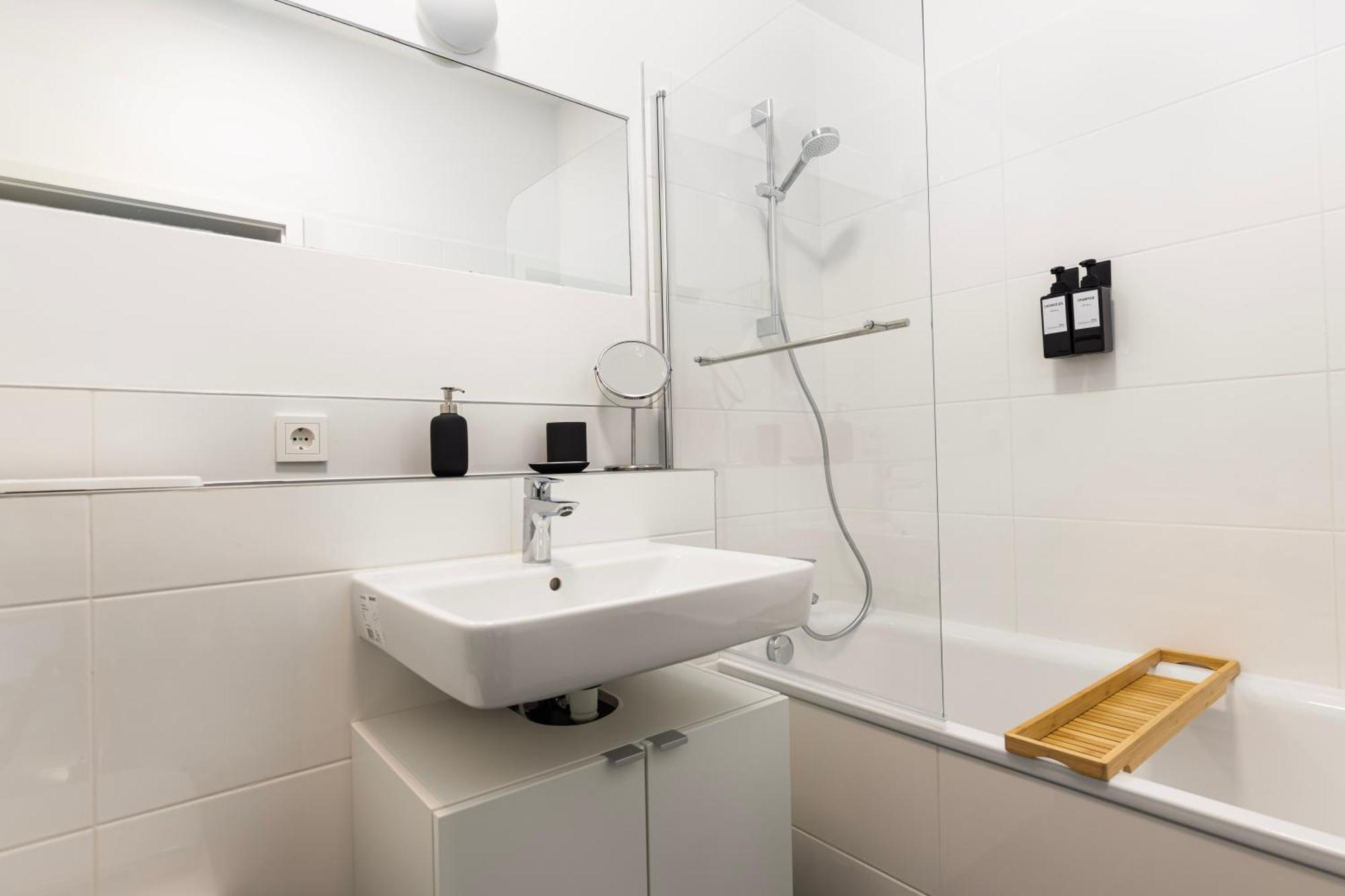 Deluxe - Garden - Near Elbe - Airport Apartment Dresden